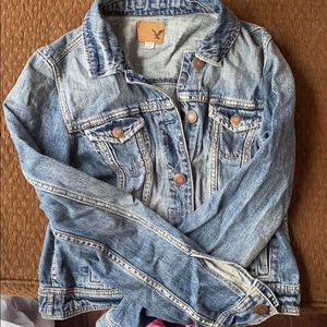 AE denim jacket size M
